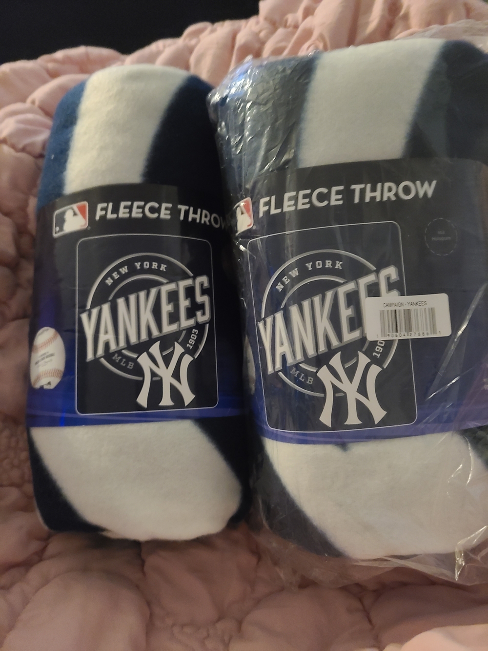 MLB Yankees Campaign Fleece Multi-Colored Throw Blankets